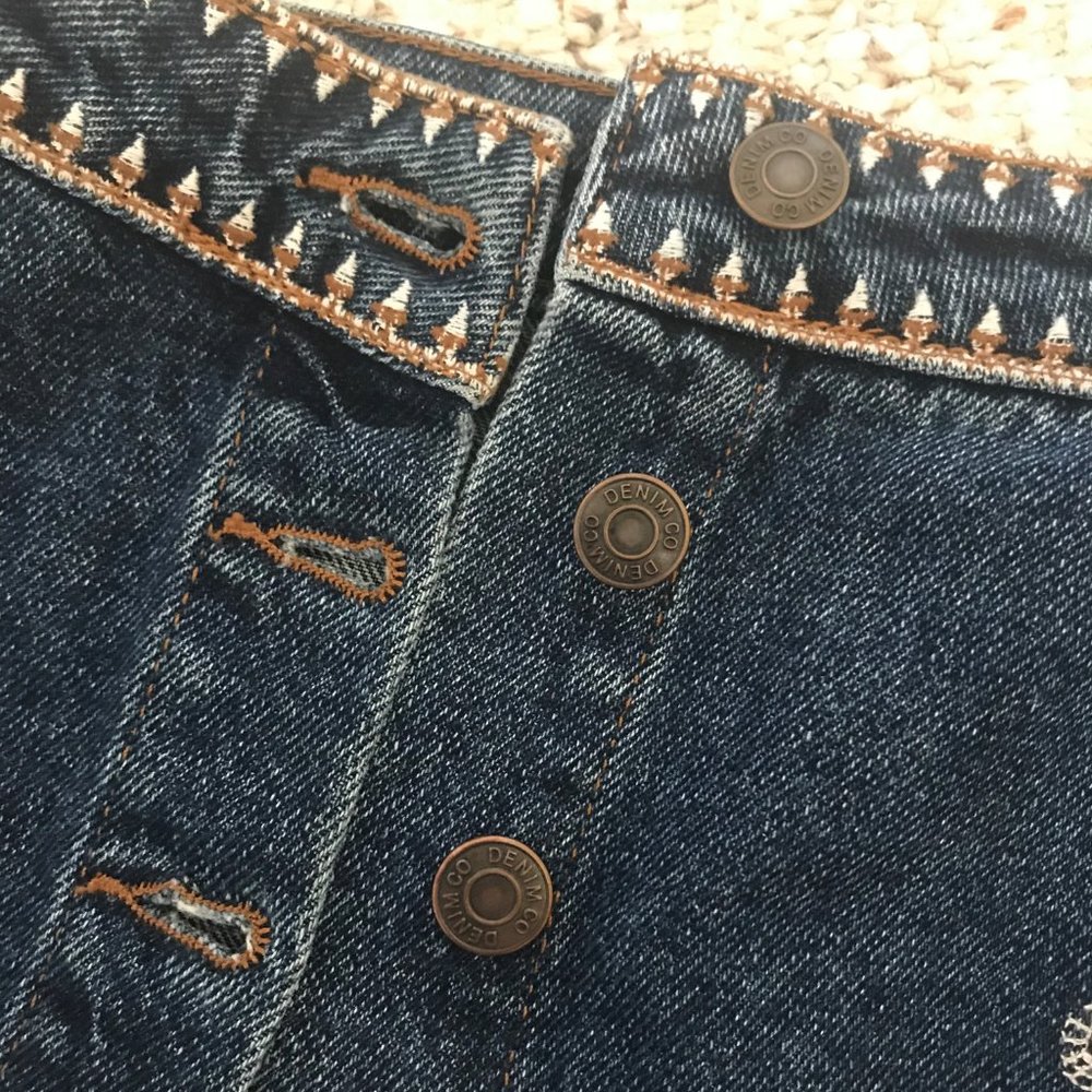 Unique Denim Co. Embroidered Button-Up Skirt - Picture 2 of 7